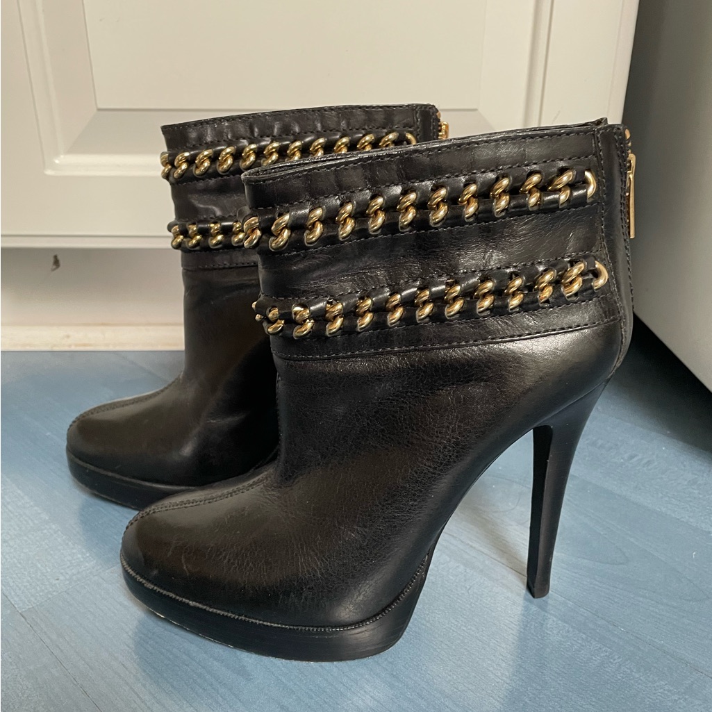 Tory Burch Black Leather And Gold Chain Heeled Booties